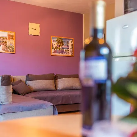 Milijana Lejlighed Orebić